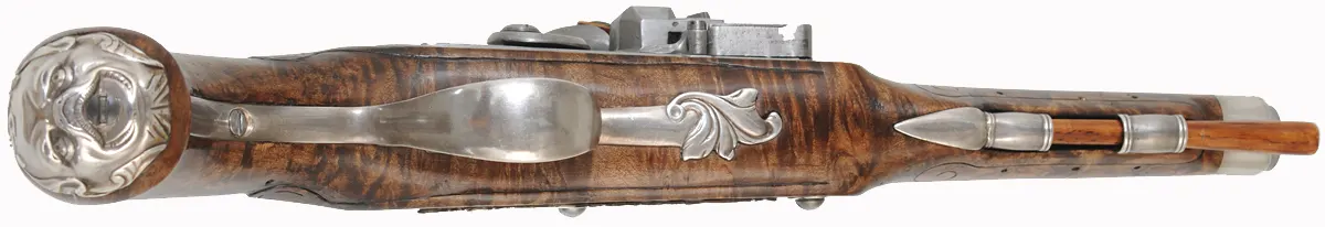 Kentucky Pistol,
.54 caliber, 7-1/2" octagon-to-round barrel,
Siler flintlock, curly maple, Georgian style silver furniture, as-new Kentucky Pistol,
.54 caliber, 7-1/2" octagon-to-round barrel,
Siler flintlock, curly maple, Georgian style silver furniture, as-new