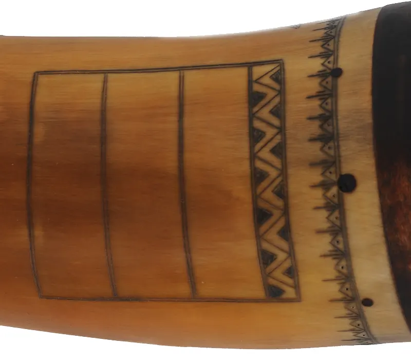Powder Horn,
13", scrimshaw Federal eagle