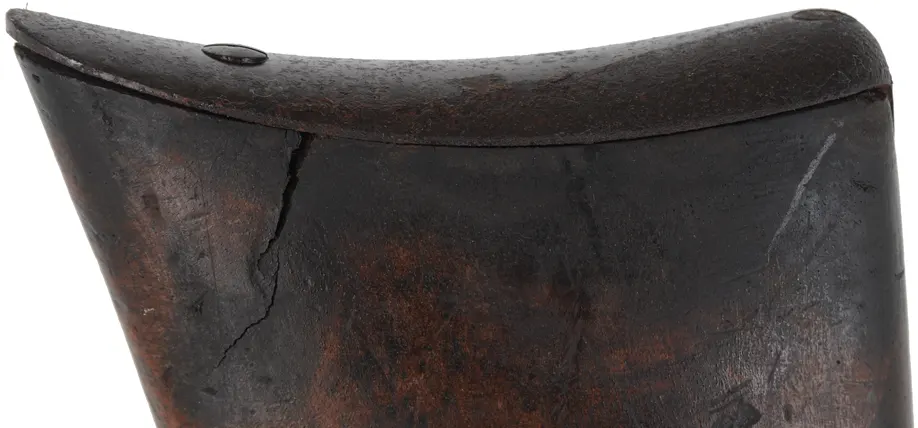 Marlin Model 1881 Lever Action Rifle
.45-70 Gov't, 28" barrel,
walnut with crack, well aged patina