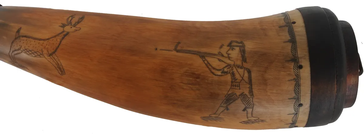 Powder Horn,
12-1/2", scrimshaw hunting scene 
