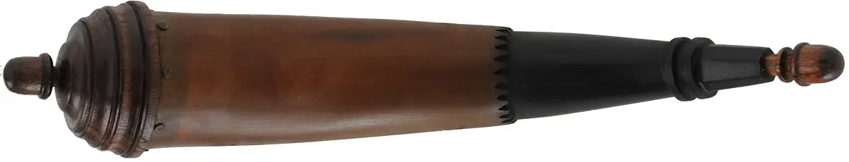 Powder Horn,
12-1/2", turned walnut base,
engrailed, paneled neck
