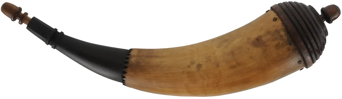 Powder Horn,
13", beehive base,
engrailed, paneled neck