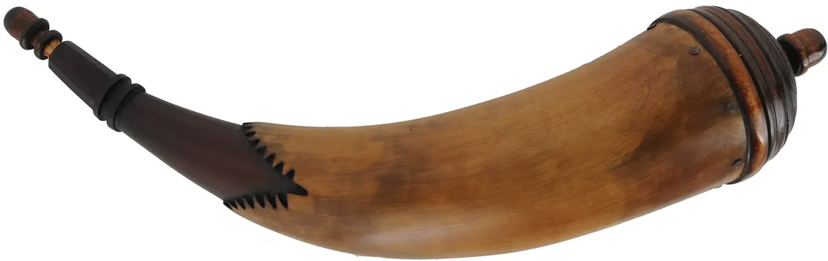 Powder Horn,
13", paneled tip,
tansel throat, turned base