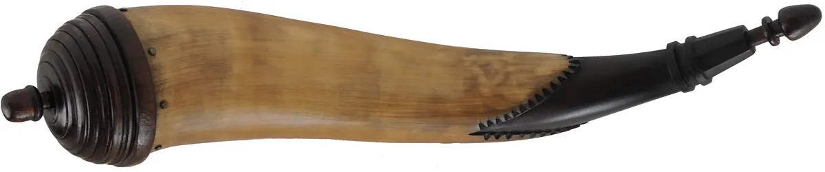 Powder Horn,
15", paneled tip,
tansel throat, turned base