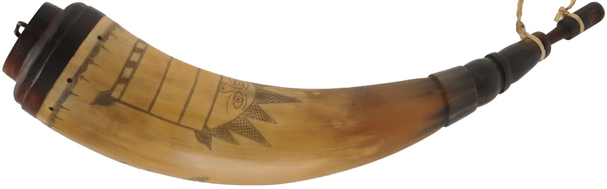 Powder Horn,
12-1/4", scrimshaw eagle