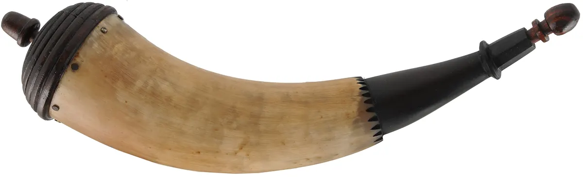 Powder Horn,
12-1/8", turned base,
engrailed, paneled tip